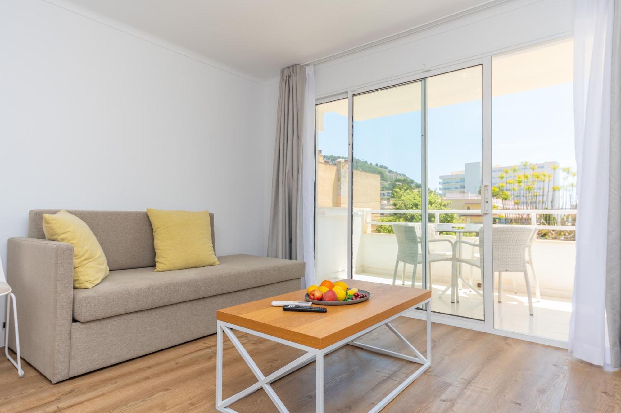 Apartamentos Massanet Каньямель Экстерьер фото