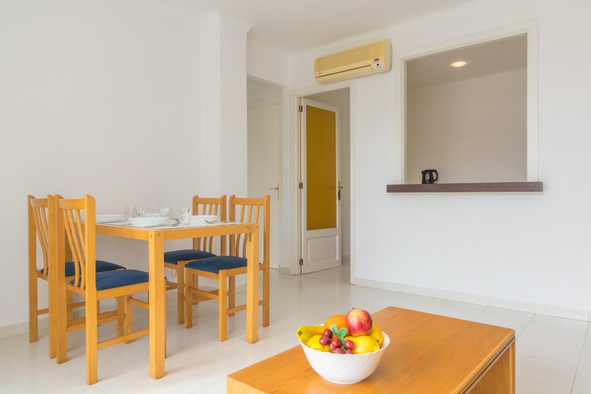 Apartamentos Massanet Каньямель Экстерьер фото