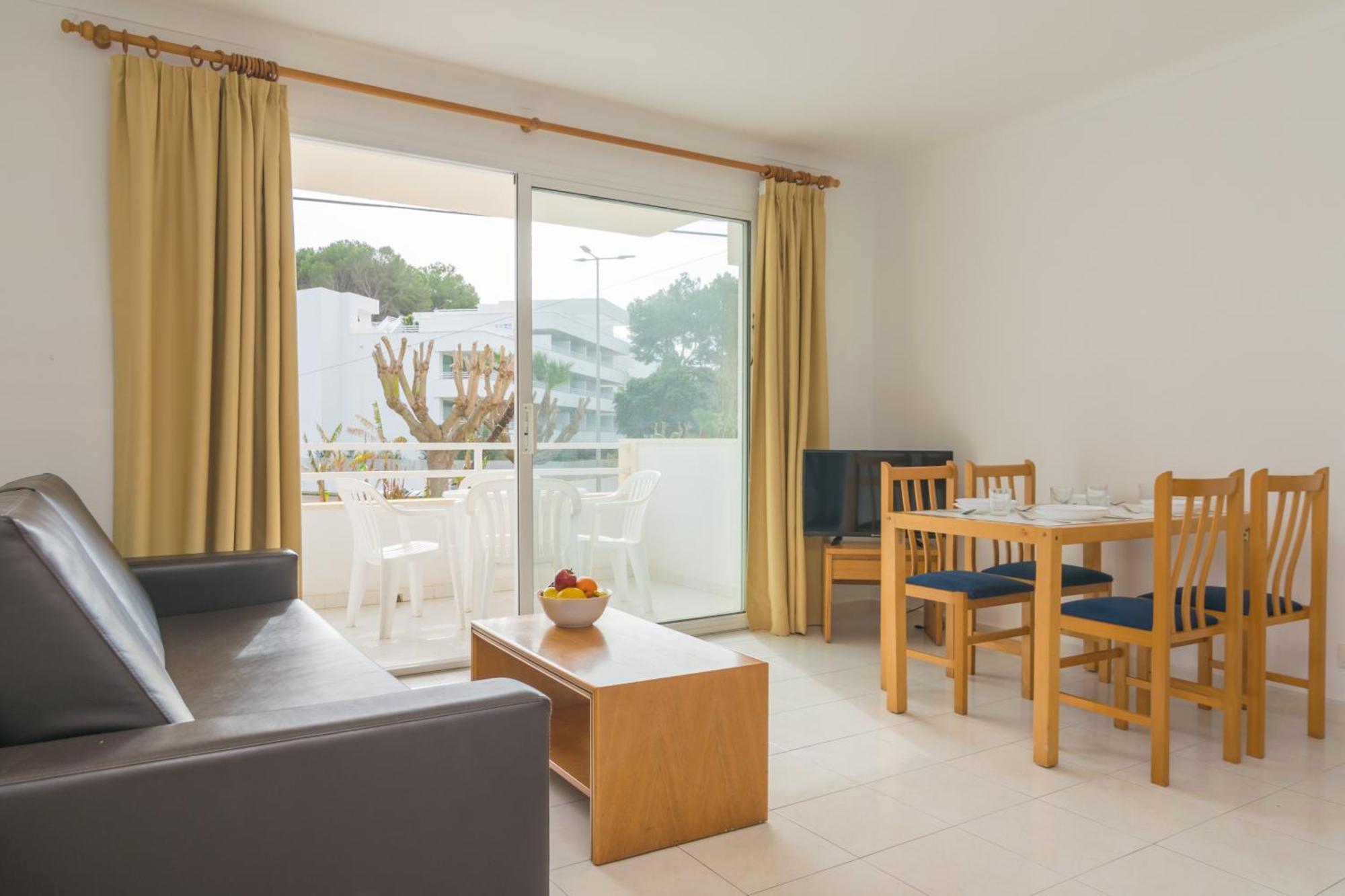 Apartamentos Massanet Каньямель Экстерьер фото