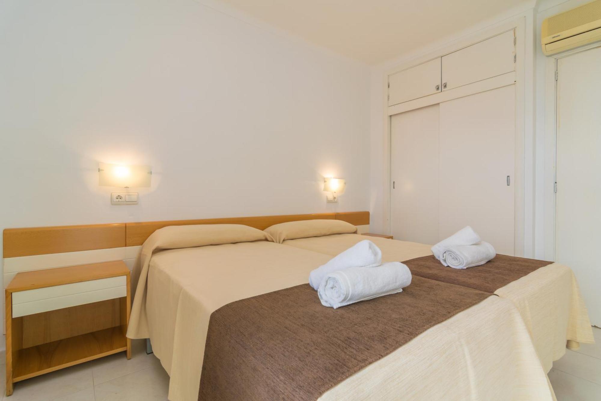 Apartamentos Massanet Каньямель Экстерьер фото